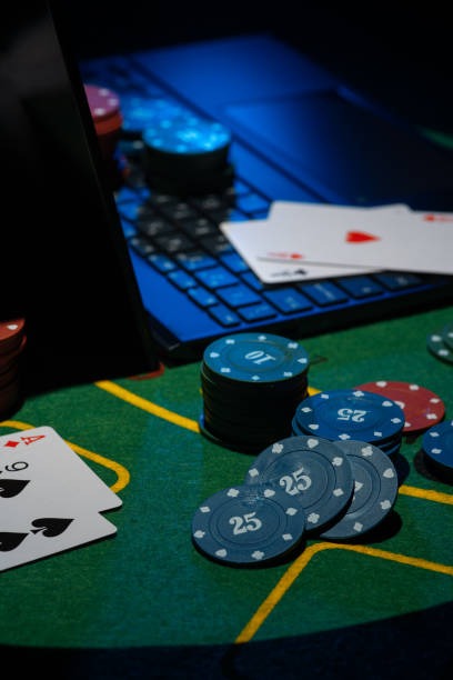 Live roulette table with dealer and players